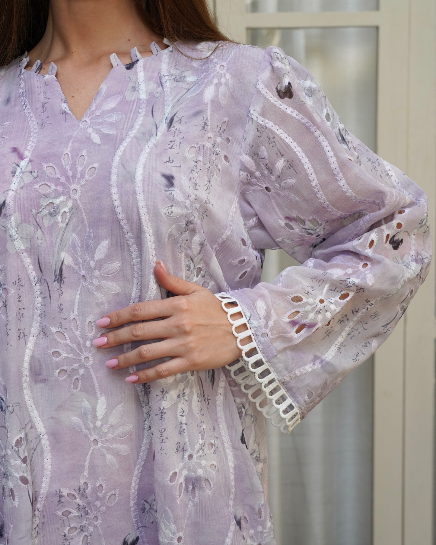 Lavender Embroidery Kaftan With Sheila